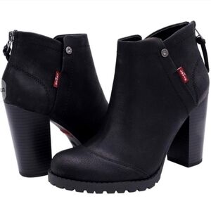 Levi's Sleek Black Heeled Boots